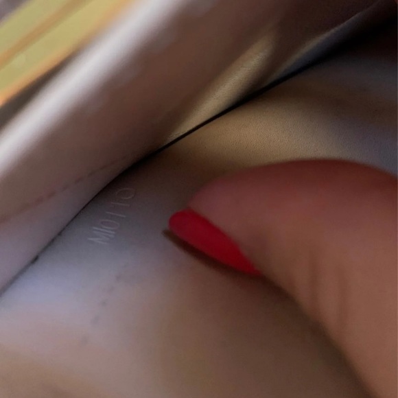 ❌SOLD❌Louis Vuitton vernis French wallet - Picture 12 of 12